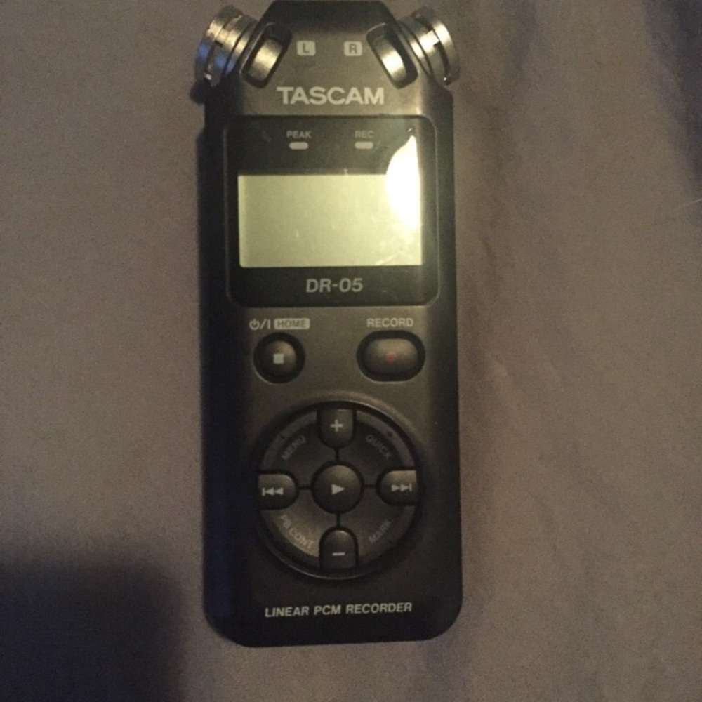 Voice / music recorder tascam